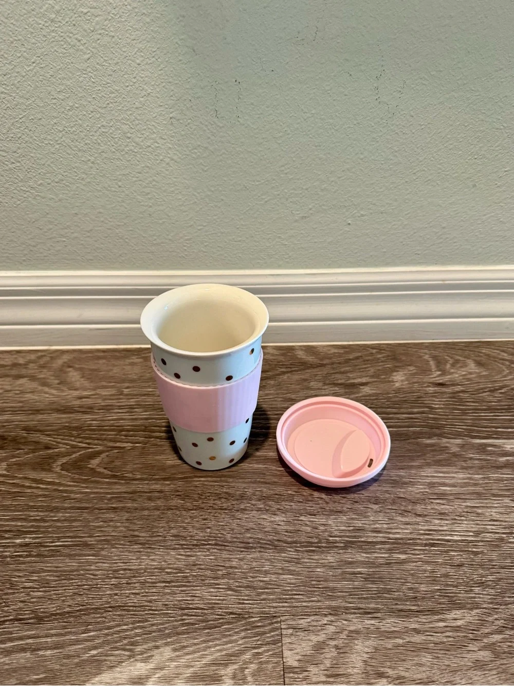 Target White Polka Dot Travel Mug NWT